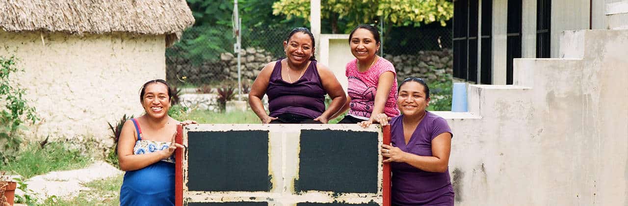 Casada i callada': el retrato de una generación de mujeres oprimidas en los  años 70