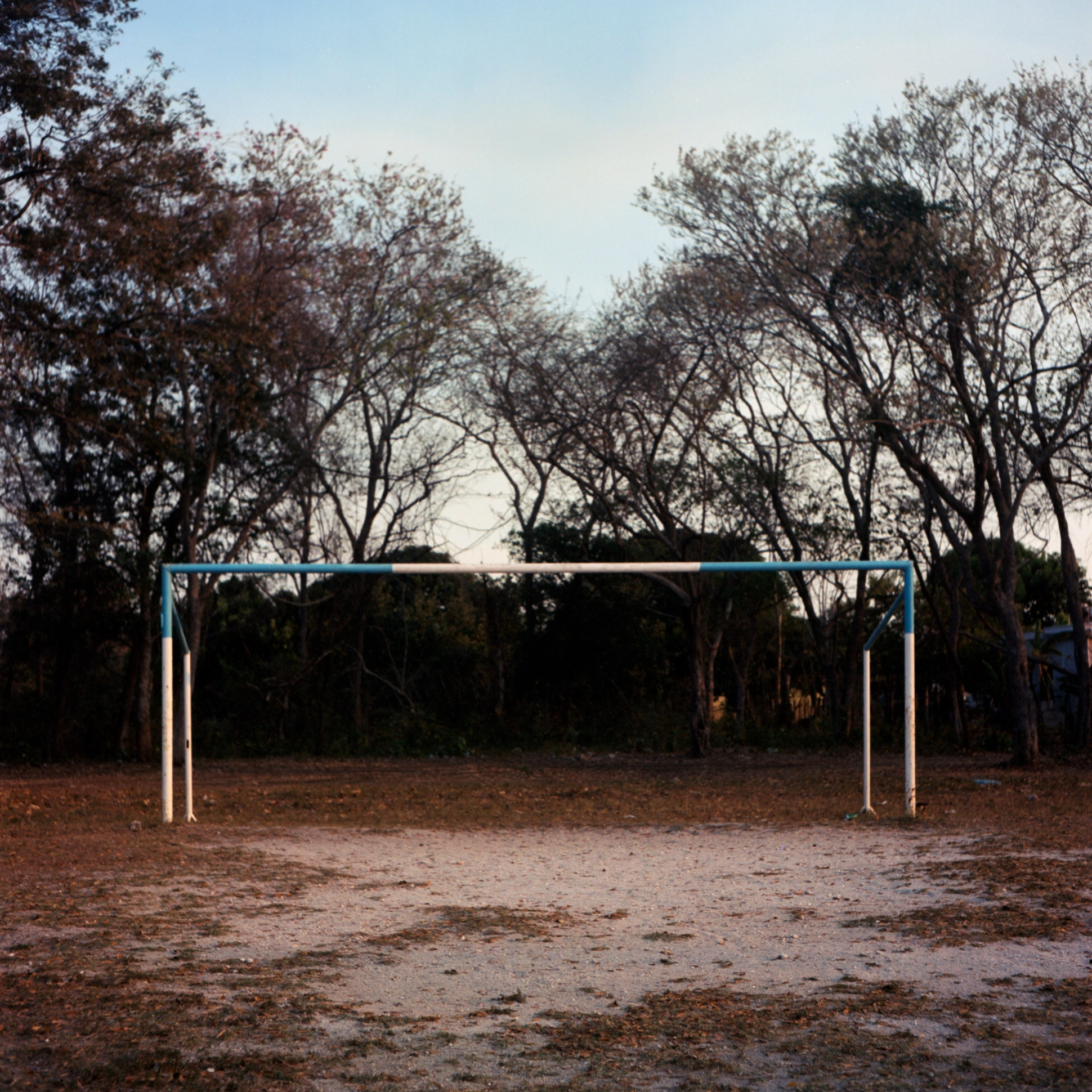 Portería del campo de fútbol de Santo Domingo Kesté