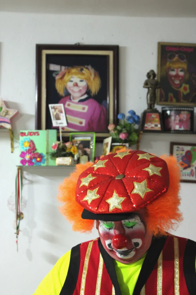 Altar del payaso Bolitas a Gladys, su hija fallecida.